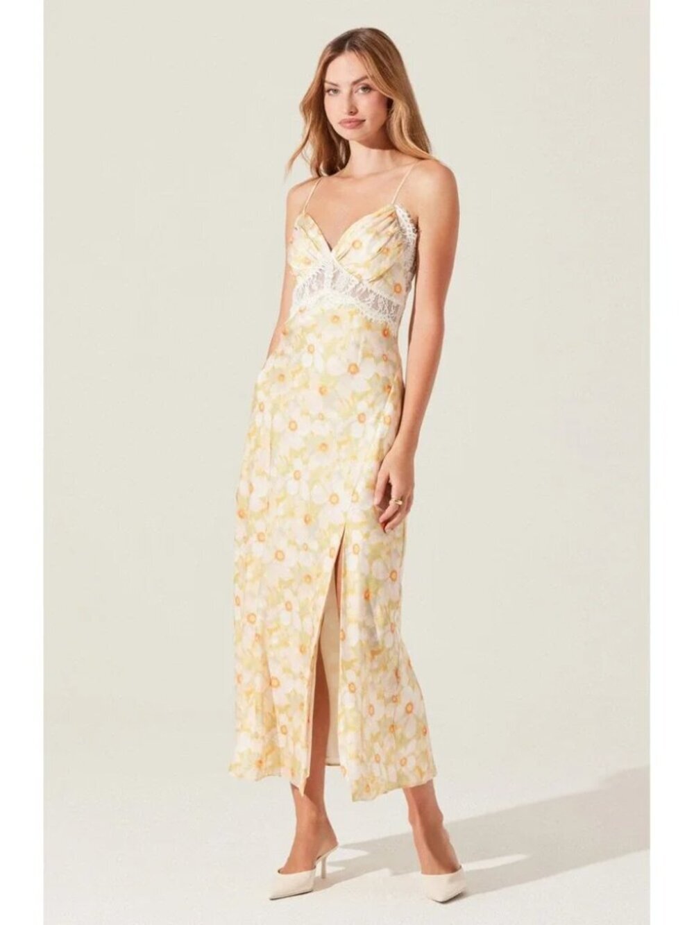ASTR The Label Ivanna Floral Slipdress Sz: Large
